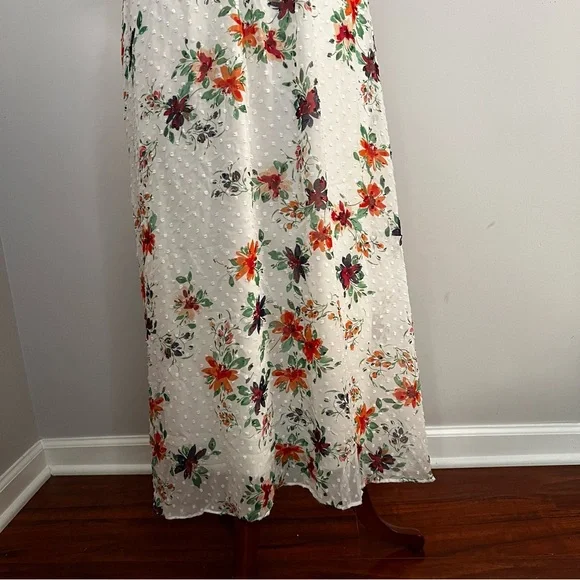 Robbie Bee Women Size 10P Chiffon Maxi Dress White Floral Lined Round Neckline - Picture 6 of 10